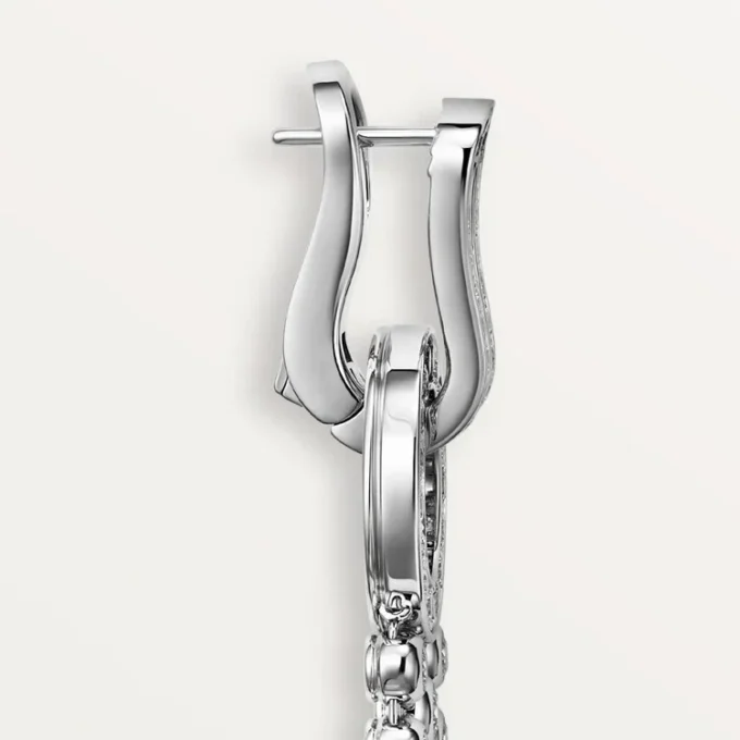 Agrafe-örhängen, briljantslipade diamanter, pavé Agrafe-örhängen, briljantslipade diamanter, pavé