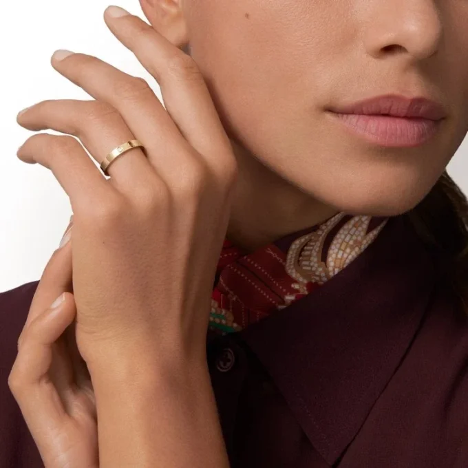 C De Cartier vigselring, 3 mm bredd, 1 diamant C De Cartier vigselring, 3 mm bredd, 1 diamant