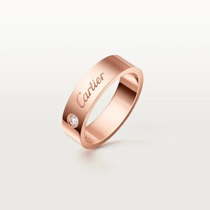 C De Cartier vigselring, 5 mm bredd, 1 diamant C De Cartier vigselring, 5 mm bredd, 1 diamant