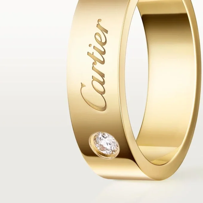 C De Cartier vigselring, 5 mm bredd, 1 diamant C De Cartier vigselring, 5 mm bredd, 1 diamant