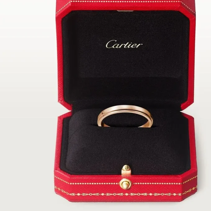 Cartier D’amour vigselring, 2,5 mm bredd Cartier D’amour vigselring, 2,5 mm bredd