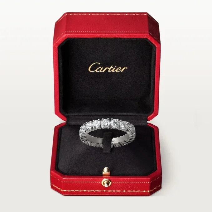 Cartier Destinee vigselring, 4,1 mm bredd, pavé