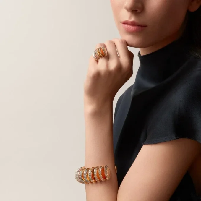 Cartier Libre Polymorph-ring, kalcedon, diamanter