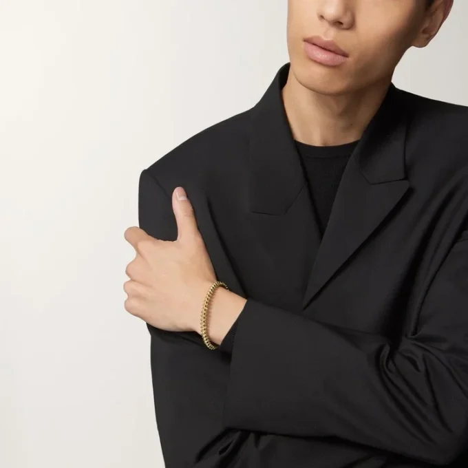 Clash De Cartier-armband, medelstor modell Clash De Cartier-armband, medelstor modell