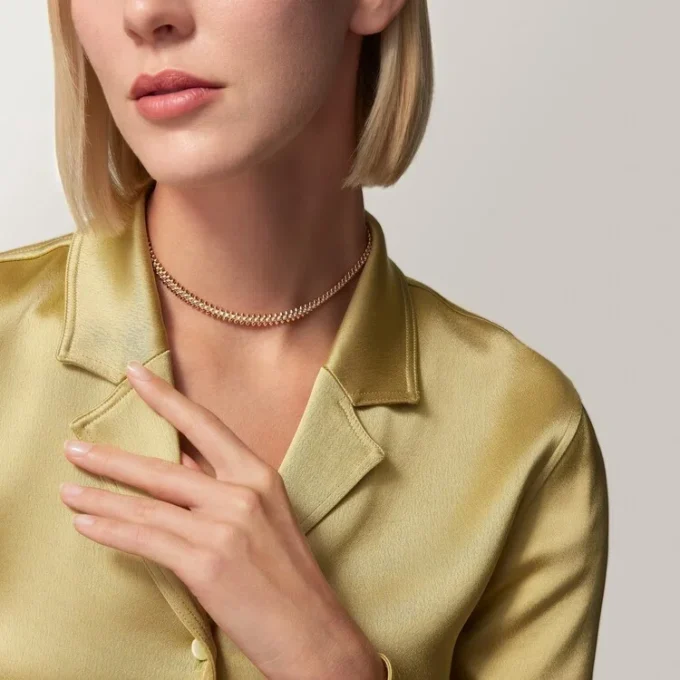 Clash De Cartier-halsband, flexibelt, liten modell, pavé Clash De Cartier-halsband, flexibelt, liten modell, pavé