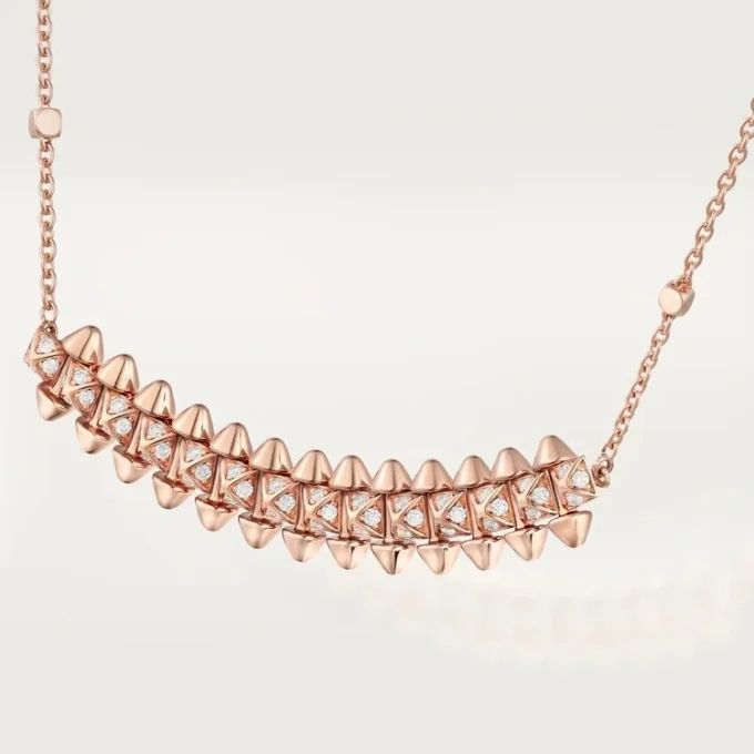 Clash De Cartier-hänge, liten modell, pavé Clash De Cartier-hänge, liten modell, pavé