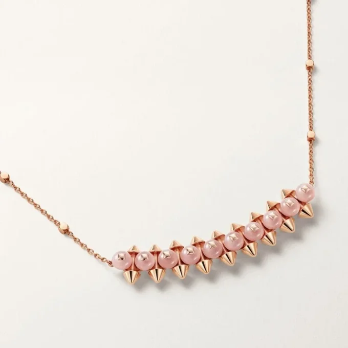 Clash De Cartier-hänge, rosa kalcedon Clash De Cartier-hänge, rosa kalcedon