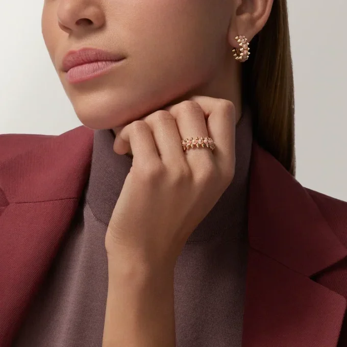 Clash De Cartier-örhängen, rosa kalcedon Clash De Cartier-örhängen, rosa kalcedon