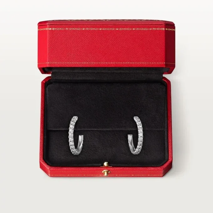 Etincelle De Cartier örhängen, liten modell – vitguld, diamanter – Cartier Etincelle De Cartier örhängen, liten modell – vitguld, diamanter – Cartier