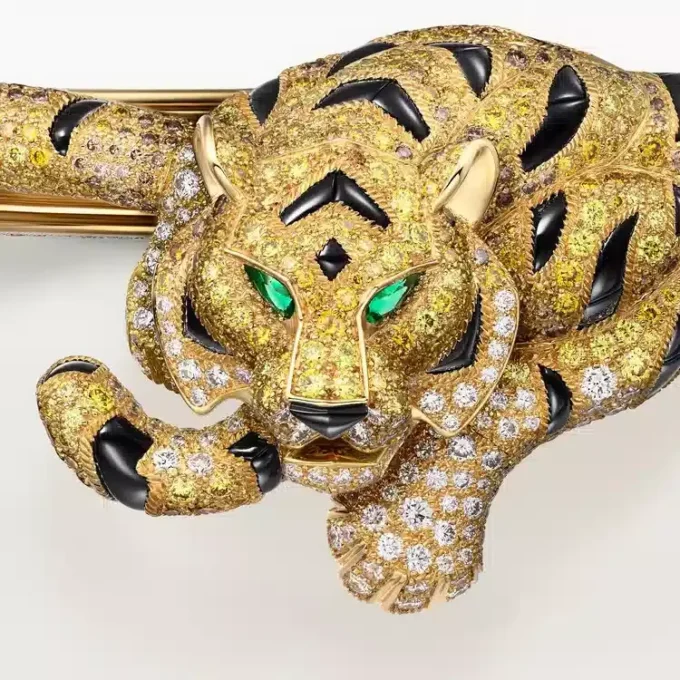Faune Et Flore De Cartier-armband, gula, orange och bruna diamanter, pavé Faune Et Flore De Cartier-armband, gula, orange och bruna diamanter, pavé