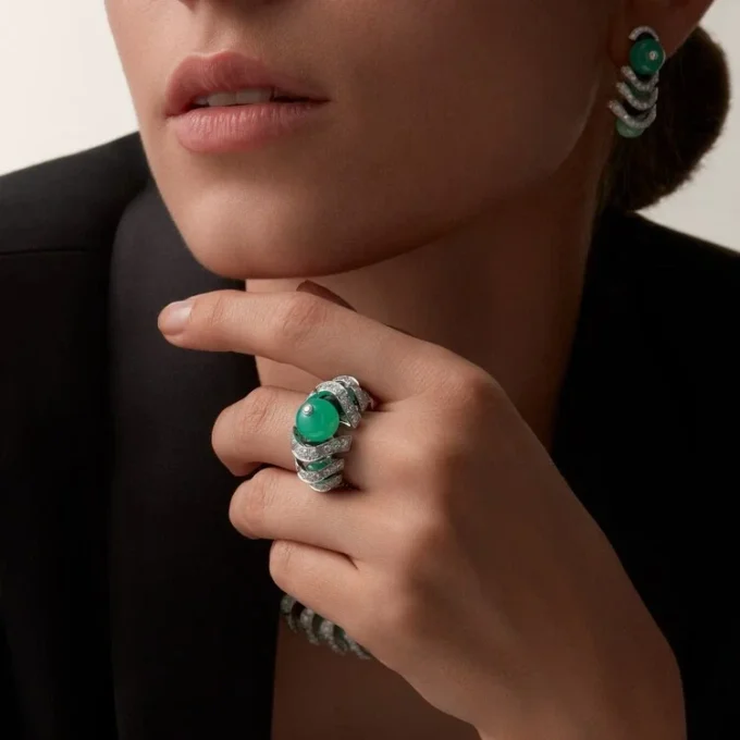 Geometrie & Contrastes-halsband, krysopras, pavé Geometrie & Contrastes-halsband, krysopras, pavé