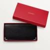International Wallet med gussets, Must De Cartier – Svart kalvskinn, rostfritt stål – Cartier International Wallet med gussets, Must De Cartier – Svart kalvskinn, rostfritt stål – Cartier