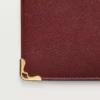 Internationell plånbok med sidor, Must De Cartier – vinrött kalvskinn, guldfinish – Cartier Internationell plånbok med sidor, Must De Cartier – vinrött kalvskinn, guldfinish – Cartier