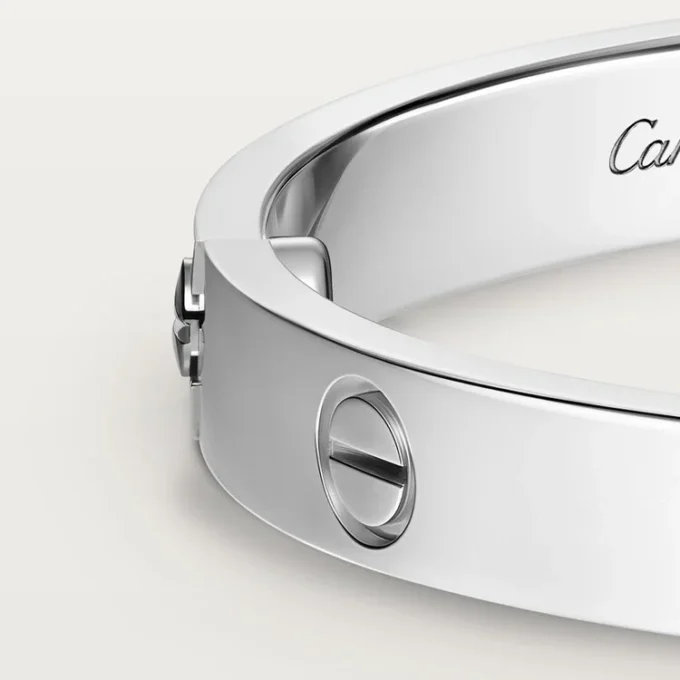 Kärleksarmband, klassisk modell, 4 diamanter Kärleksarmband, klassisk modell, 4 diamanter
