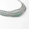 Le Voyage Recommence-halsband, smaragd, pavé