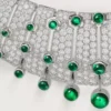 Le Voyage Recommence-halsband, smaragd, pavé