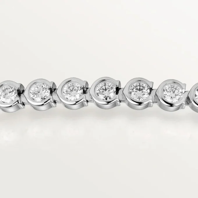 Lignes Essentielles-armband, briljantslipade diamanter Lignes Essentielles-armband, briljantslipade diamanter