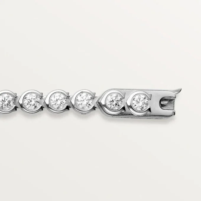 Lignes Essentielles-armband, briljantslipade diamanter Lignes Essentielles-armband, briljantslipade diamanter