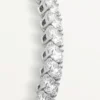 Essential Lines-halsband