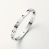 Love-armband, klassisk modell, 10 diamanter Love-armband, klassisk modell, 10 diamanter