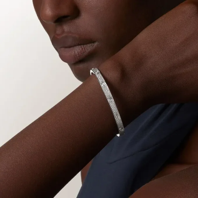 Love-armband, medelstor modell, pavé Love-armband, medelstor modell, pavé