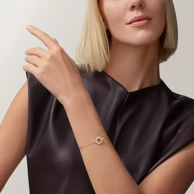 Love-armband, på kedja, pavé