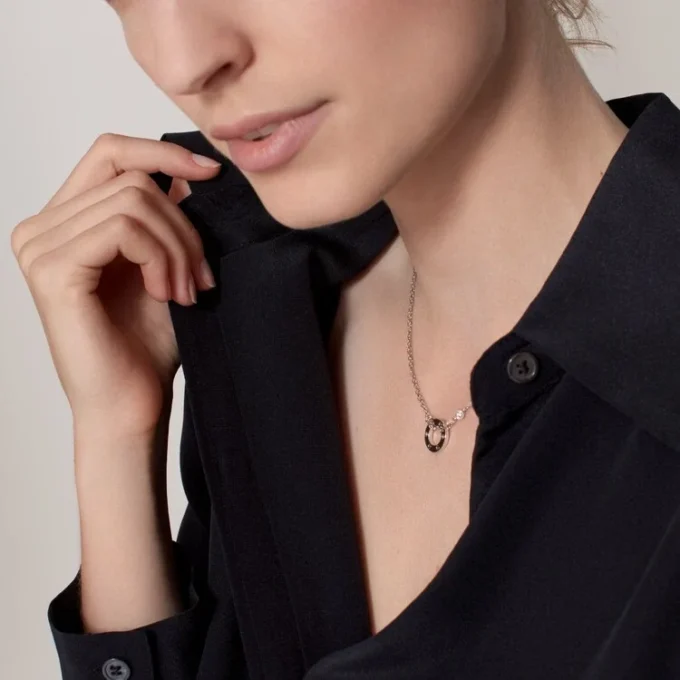 Love-halsband, 2 diamanter – vitguld, diamanter – Cartier Love-halsband, 2 diamanter – vitguld, diamanter – Cartier
