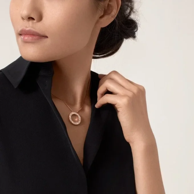 Love-halsband – rosa guld, diamanter – Cartier Love-halsband – rosa guld, diamanter – Cartier