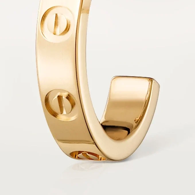 Love Hoop-örhängen – gult guld, liten modell | Cartier Us Love Hoop-örhängen – gult guld, liten modell | Cartier Us