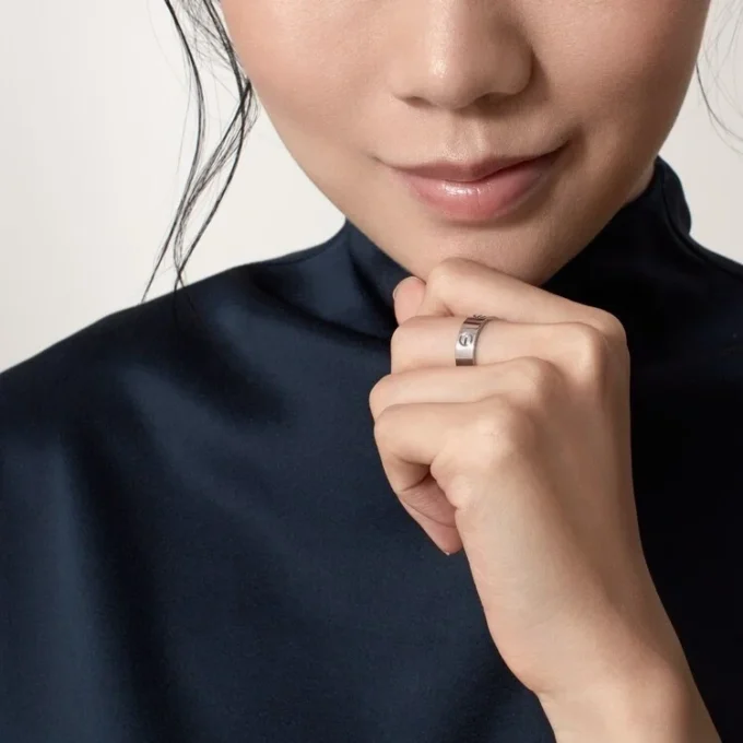 Love-ring – vitguld, klassisk modell | Cartier Us