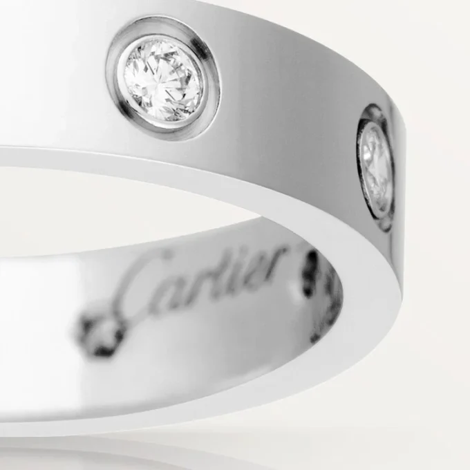Love-vigselring, 8 diamanter – vitguld, diamanter – Cartier