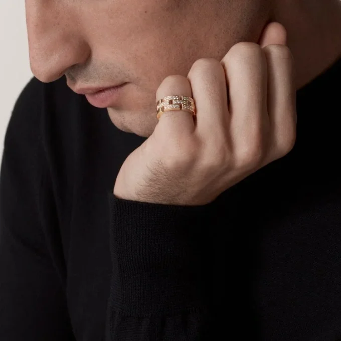 Maillon Panthere-ring, 3 rader med halvpavé – Roséguld, diamanter – Cartier