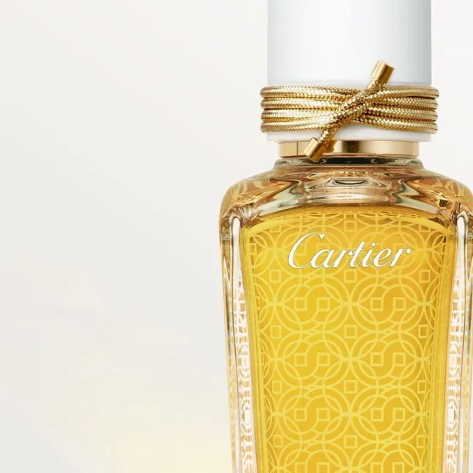 Oud & Pink Parfym – Les Heures Voyageuses | Cartier Oud & Pink Parfym – Les Heures Voyageuses | Cartier