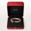 Panthere De Cartier-armband, medelstor modell, halvpavé