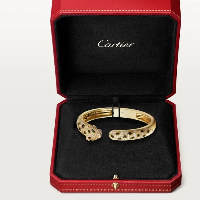 Panthere De Cartier-armband, medelstor modell, halvpavé