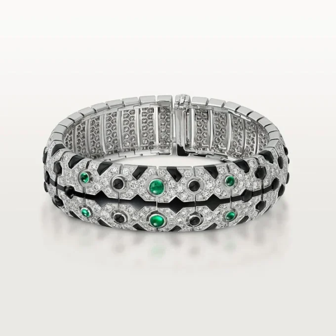 Panthere De Cartier-armband, smaragd, pavé Panthere De Cartier-armband, smaragd, pavé
