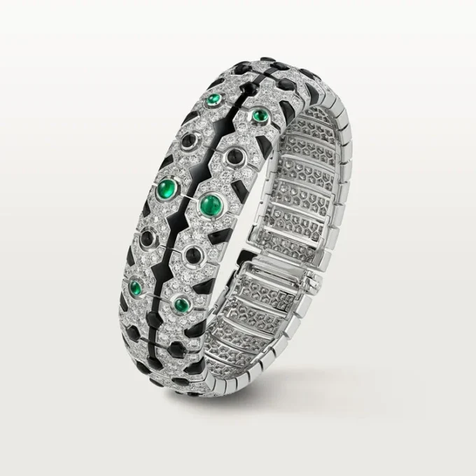 Panthere De Cartier-armband, smaragd, pavé Panthere De Cartier-armband, smaragd, pavé