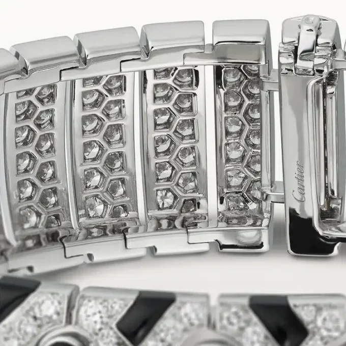 Panthere De Cartier-armband, smaragd, pavé Panthere De Cartier-armband, smaragd, pavé