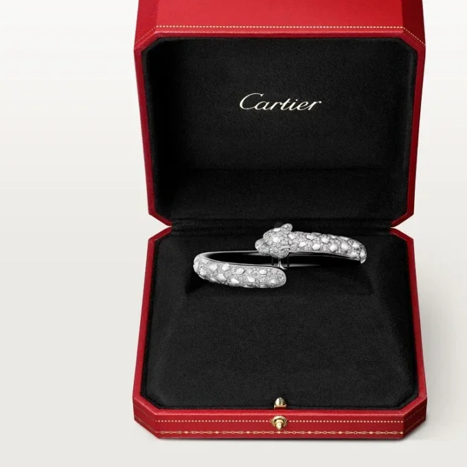Panthere De Cartier-armband, svart lack, pavé Panthere De Cartier-armband, svart lack, pavé