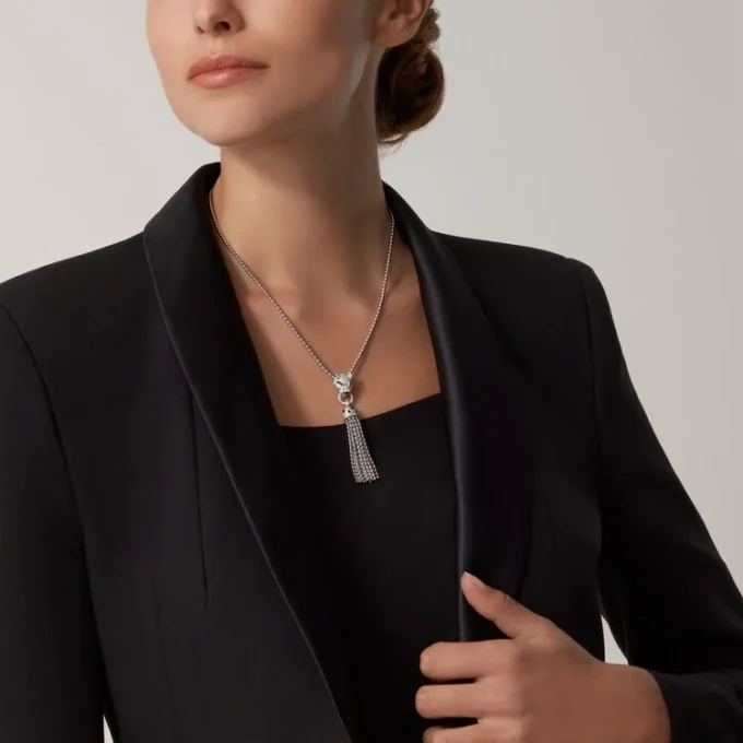 Panthere De Cartier-halsband – vitguld, svart lack, smaragder, onyx, diamanter – Cartier Panthere De Cartier-halsband – vitguld, svart lack, smaragder, onyx, diamanter – Cartier