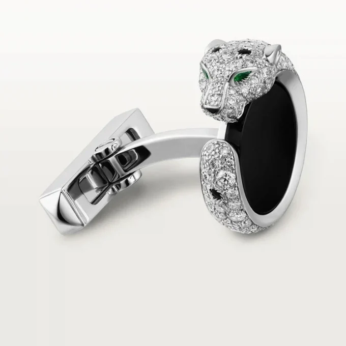 Panthere De Cartier manschettknappar – rodierat vitt guld, diamanter, smaragder, onyx – Cartier Panthere De Cartier manschettknappar – rodierat vitt guld, diamanter, smaragder, onyx – Cartier