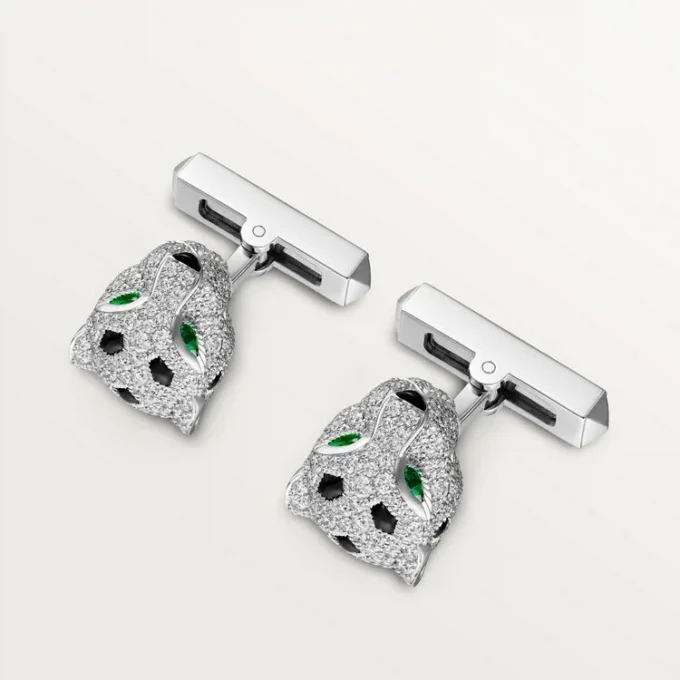Panthere De Cartier manschettknappar – rodierat vitt guld, diamanter, smaragder, onyx – Cartier Panthere De Cartier manschettknappar – rodierat vitt guld, diamanter, smaragder, onyx – Cartier