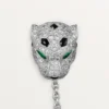 Panthere De Cartier Maskulina eleganta accessoarer – Diamant- och guld-Panthere De Cartier fickjuvel – Cartier Panthere De Cartier Maskulina eleganta accessoarer – Diamant- och guld-Panthere De Cartier fickjuvel – Cartier