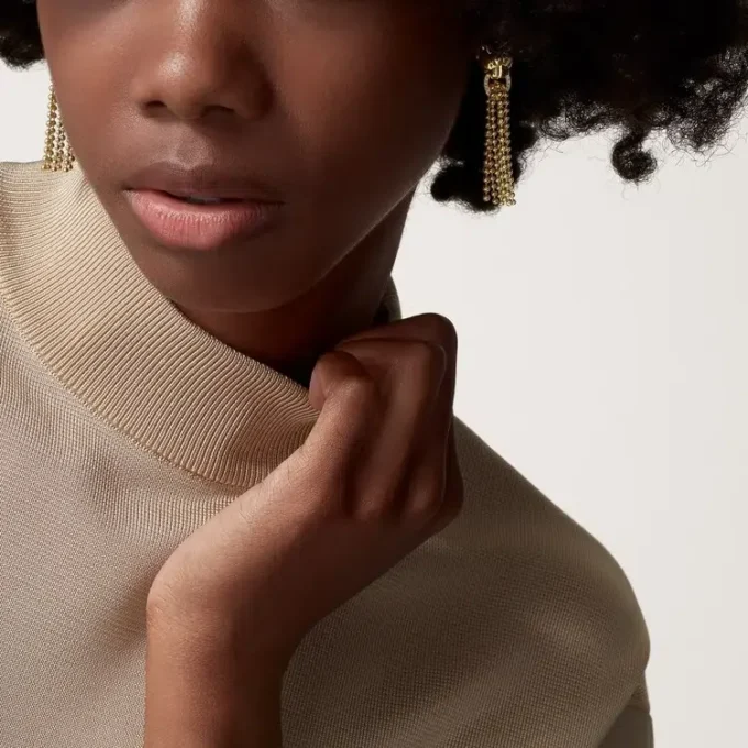 Panthere De Cartier-örhängen – Gult guld, diamanter, tsavoritgranater, onyx – Cartier Panthere De Cartier-örhängen – Gult guld, diamanter, tsavoritgranater, onyx – Cartier
