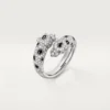 Panthere De Cartier-ring, halvpavé Panthere De Cartier-ring, halvpavé