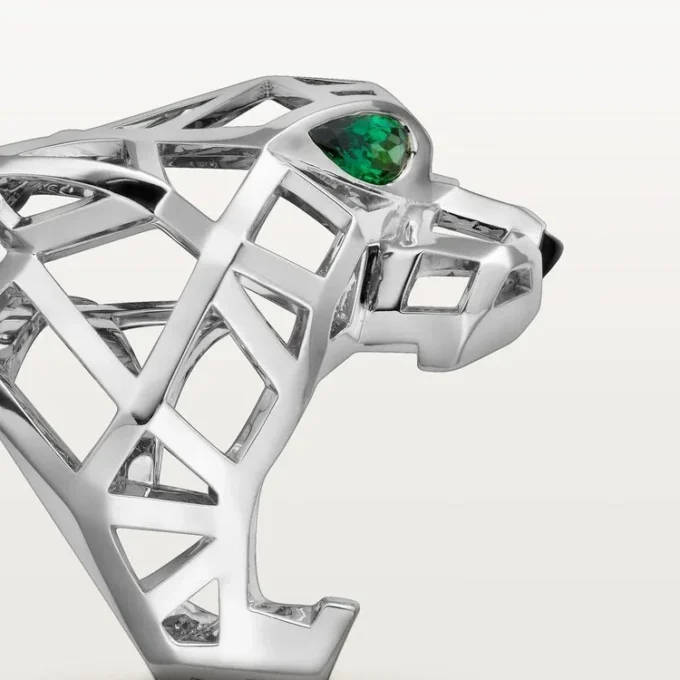 Panthere De Cartier-ring – icke-rodierat vitguld, tsavoritgranater, onyx – Cartier Panthere De Cartier-ring – icke-rodierat vitguld, tsavoritgranater, onyx – Cartier