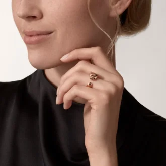 Panthere De Cartier-ring – rosa guld, tsavoritgranater, onyx – Cartier Panthere De Cartier-ring – rosa guld, tsavoritgranater, onyx – Cartier