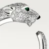 Panthere De Cartier-ring – vitguld, diamanter, smaragder, onyx – Cartier