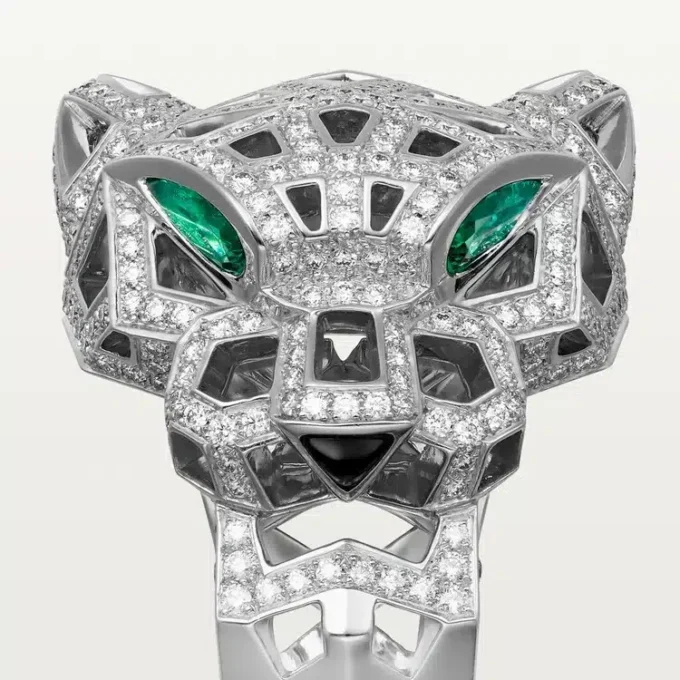 Panthere De Cartier-ring – vitguld, onyx, smaragder, diamanter – Cartier