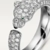 Panthere De Cartier-ring – vitguld, smaragder, onyx, diamanter – Cartier Panthere De Cartier-ring – vitguld, smaragder, onyx, diamanter – Cartier
